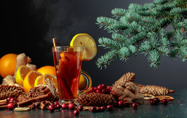 Fototapeta na wymiar Hot Christmas drink with spices.