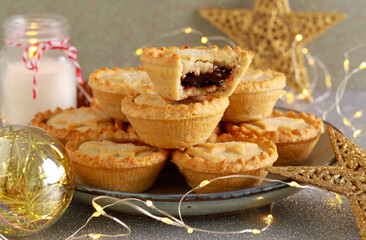  Christmas mince meat pies