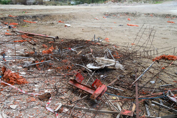 Scrap irons, rusty irons that cannot be used at the construction site. Reserved for recycling.