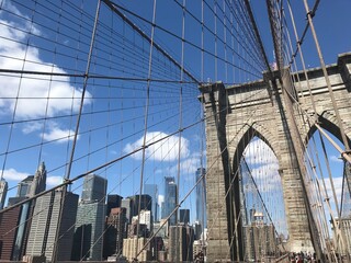 Fototapeta na wymiar ニューヨークといえばこの橋　ブルックリン橋