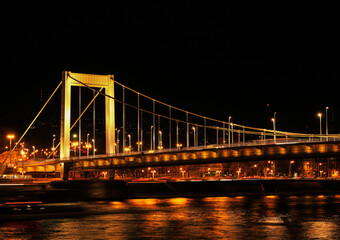 Obraz premium one night in Budapest