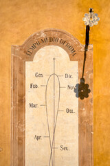 Fototapeta na wymiar Sundial