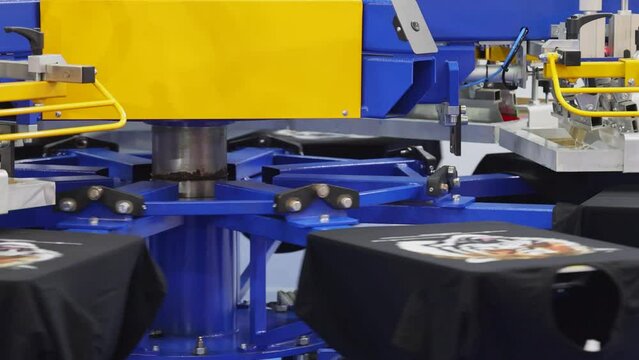 Automatic Screen Silk Shirts Printing Machine Turning Carousel