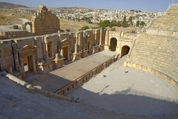 Gerasa ancient roman city in Jordan - 551133388