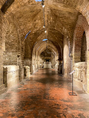 The crypt of the Palermo Cathedral is an evocative room with cross vault supported by granite columns, housing tombs and sarcophagi of Roman, Byzantine and Norman ages