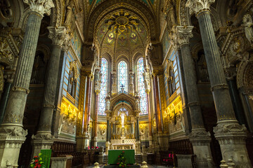 Fototapeta na wymiar Notre Dame de Fourviere in Lyon
