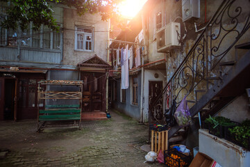 Old housing in the slum district - obrazy, fototapety, plakaty