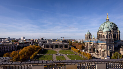 Fototapeta na wymiar Blick von der Dachterrasse des Humboldt Forums, Berlin Mitte
