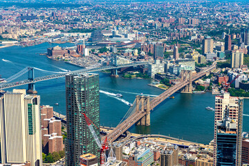 Fototapeta na wymiar Brooklyn Bridge and Manhattan Bridge