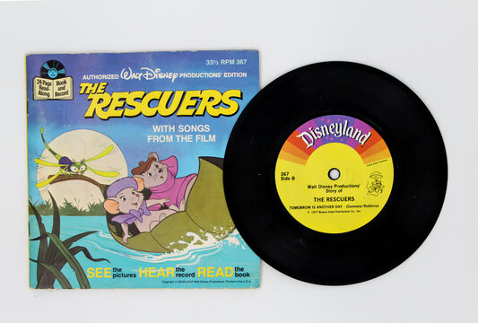 Read Along and Vinyl Record of The Rescuers Down Under. A 1990 American animated adventure film produced by Walt Disney Feature Animation. Soundtrack and story. Taken in Miami, Fl on December 2022.