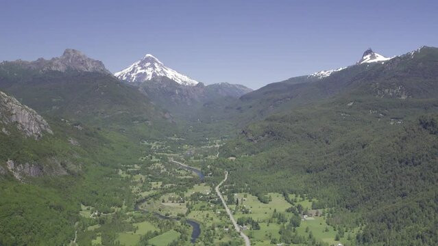 volc&aacute;n lanin y colmillo del diablo
