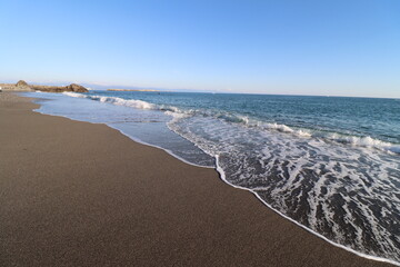 晴れた日の桂浜の浜辺