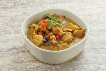 Thai yellow curry with chicken