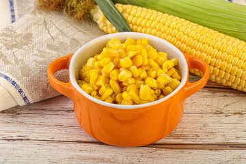 Canned yellow corn in the bowl