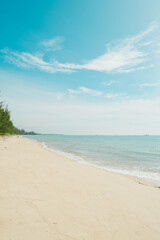 Fototapeta na wymiar a view of beach with beatiful blue sky