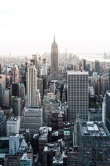 Fototapeta na wymiar Manhattan von oben im Gegenlicht fotografiert.