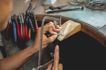 Master class in a large workshop for the manufacture of handmade jewelry