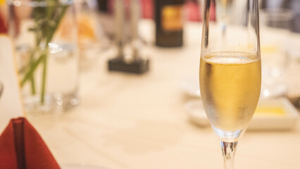 祝いの席のワイン