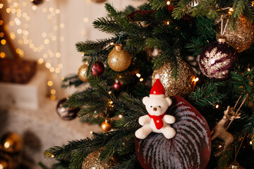 Teddybär Stofftier Teddy Plüschbär Kuscheltier Bär auf dem Weihnachtsbaum