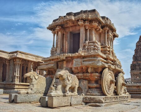Vitthala temple the chariot temple is one of the mains attrations of UNESCO world heritage site of Hampi which is situated in Indian state of Karnataka. It depicts ancient India's rich culture.