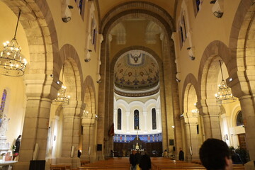 Fototapeta na wymiar Basilique Notre Dame de la victoire, ville de Saint-Raphaël, département du Var, France