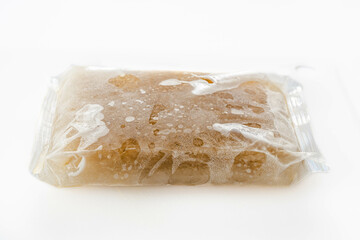 凍ったこんにゃく