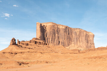 Fototapeta premium scenic view to monument valley with camel butte and blue sky