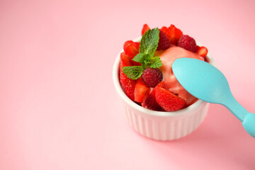 Strawberry ice cream and fresh strawberry berrys, delicious dessert
