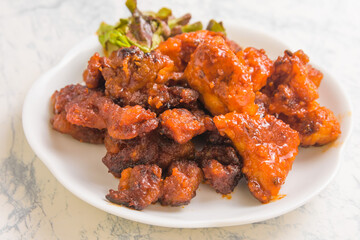 ヤンニョムポークとチキン