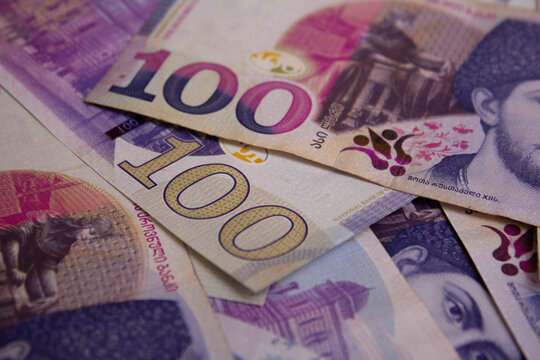 Lari Bilder Durchsuchen 2,595 Archivfotos, und Videos