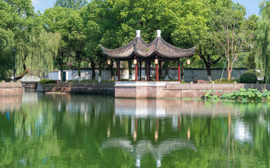 Naklejka premium Lake Scenery of Tianyige Museum, Ningbo, Zhejiang, China