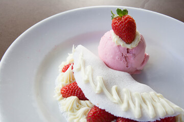 Strawberry tapioca with refreshing ice cream on the table
