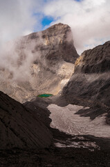 Cilindro de Monte Perdido y lago