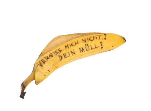 Bananenschale, mit Deutschen Text Vergiss mich nicht! Dein Müll auf Transparentem Hintergrund vorbereitet als png Datei