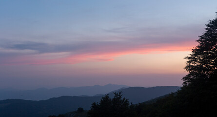 Fototapeta na wymiar sunset on the mountain summit at miletto in matese park