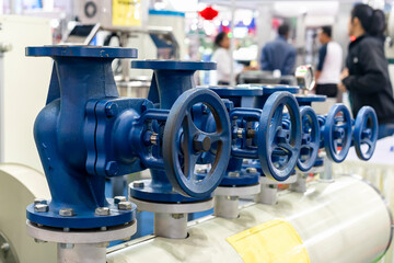 Metal globe valve for control flow rate or throttling of air steam liquid fluid etc. through a pipe...