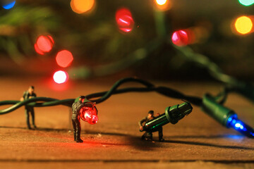 Miniatures Managing Christmas Lights