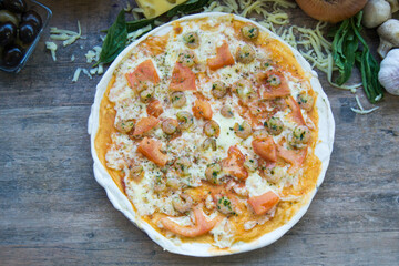 Pizza San Marino Tomate y camarones