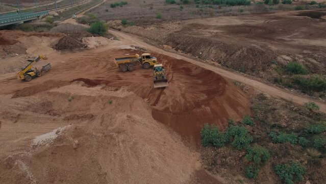 volvo wheel loaders + articulated hauler + jcb telescopic handlers - heavy earthwork construction #006