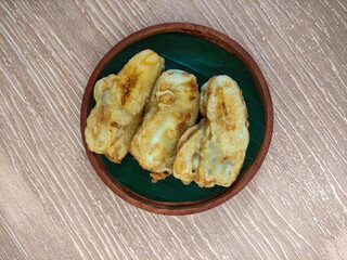Banana fritters or 