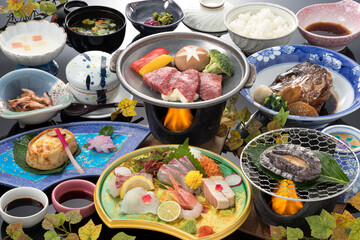Fototapeta na wymiar 和食・豪華な会席料理・日本料理 