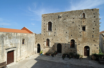 Fototapeta premium Le palais Rodino à Rodia près de Gazi en Crète