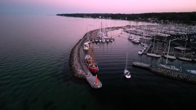 Harbor Fly Away - Sailboat Drone - Denmark - Horsholm
