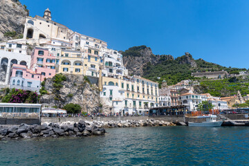 Fototapeta na wymiar View of the Amalfi coast from a boat, on a sunny day
