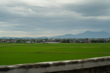 Fototapeta na wymiar 上越新幹線の車窓から（長岡から新潟区間）