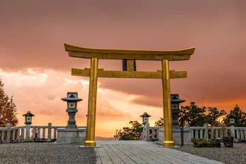 Tuinposter 静岡県浜松市にある秋葉神社の黄金の鳥居 © jpimage