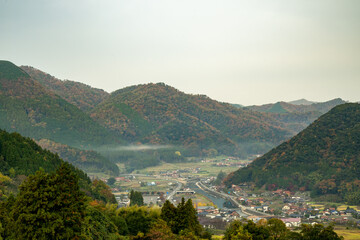Fototapeta na wymiar 山陰の小京都　早朝の秋の津和野の眺め 島根県
