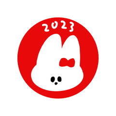 手描きの2023の文字と丸にうさぎの顔のイラスト - うさぎ年/2023年/令和五年の年賀素材 - 赤
