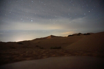 Nuit etoilée dans le Sahara
