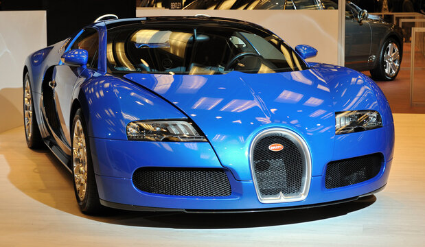 TORONTO, CANADA-FEBRUARY 16, 2012: Bugatti Veyron    at the 2012 Canadian International Auto Show in Toronto